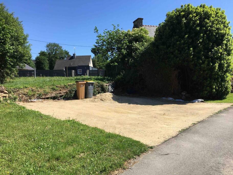Maison Au Calme Recemment Renovee Villa Lescouet-Jugon Bagian luar foto