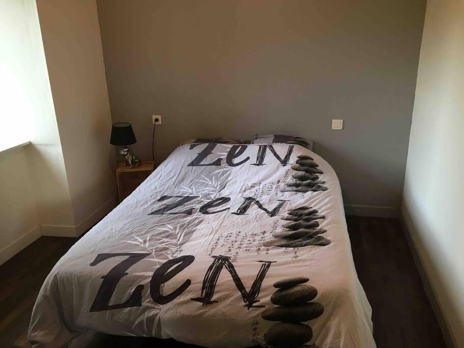 Maison Au Calme Recemment Renovee Villa Lescouet-Jugon Bagian luar foto